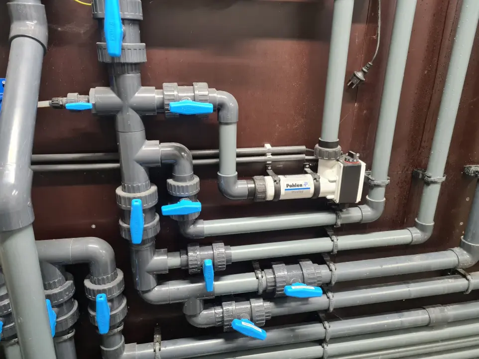 leidingwerk zwembadfiltratie professionele PVC materialen